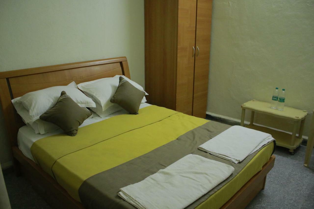 กฤษณะ วิลลา Apartment บาดามิ ภายนอก รูปภาพ