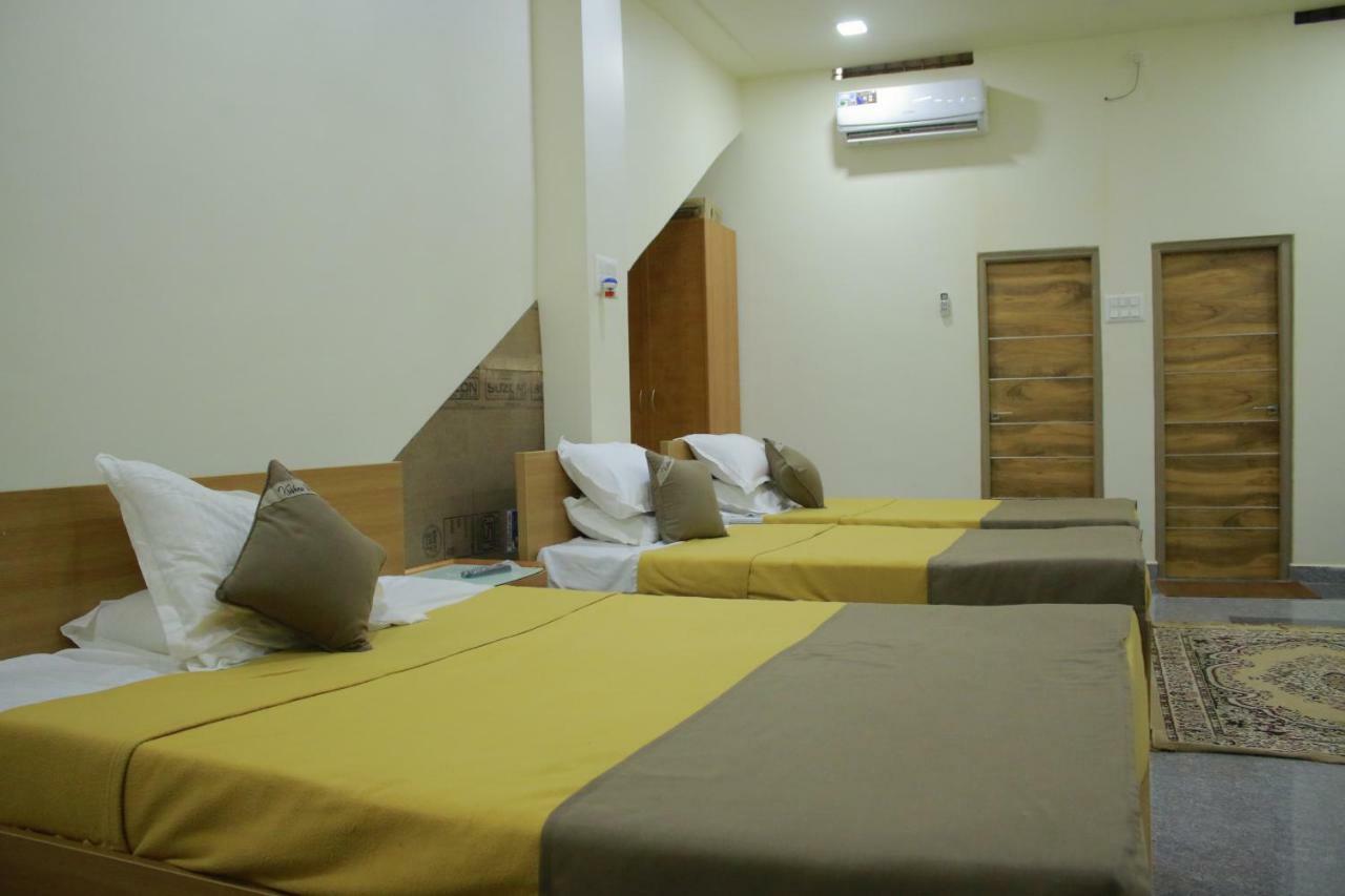 กฤษณะ วิลลา Apartment บาดามิ ภายนอก รูปภาพ