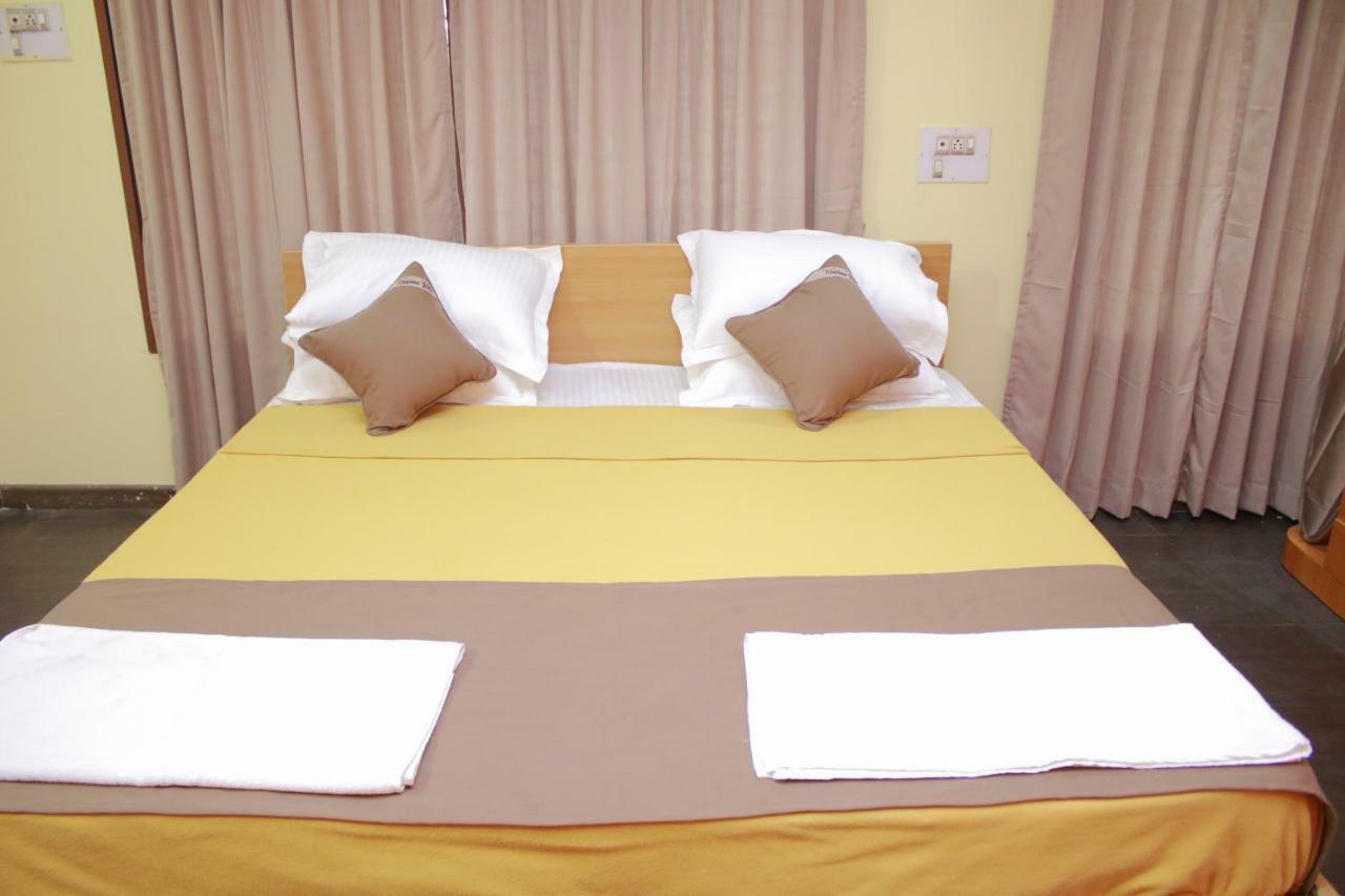 กฤษณะ วิลลา Apartment บาดามิ ภายนอก รูปภาพ